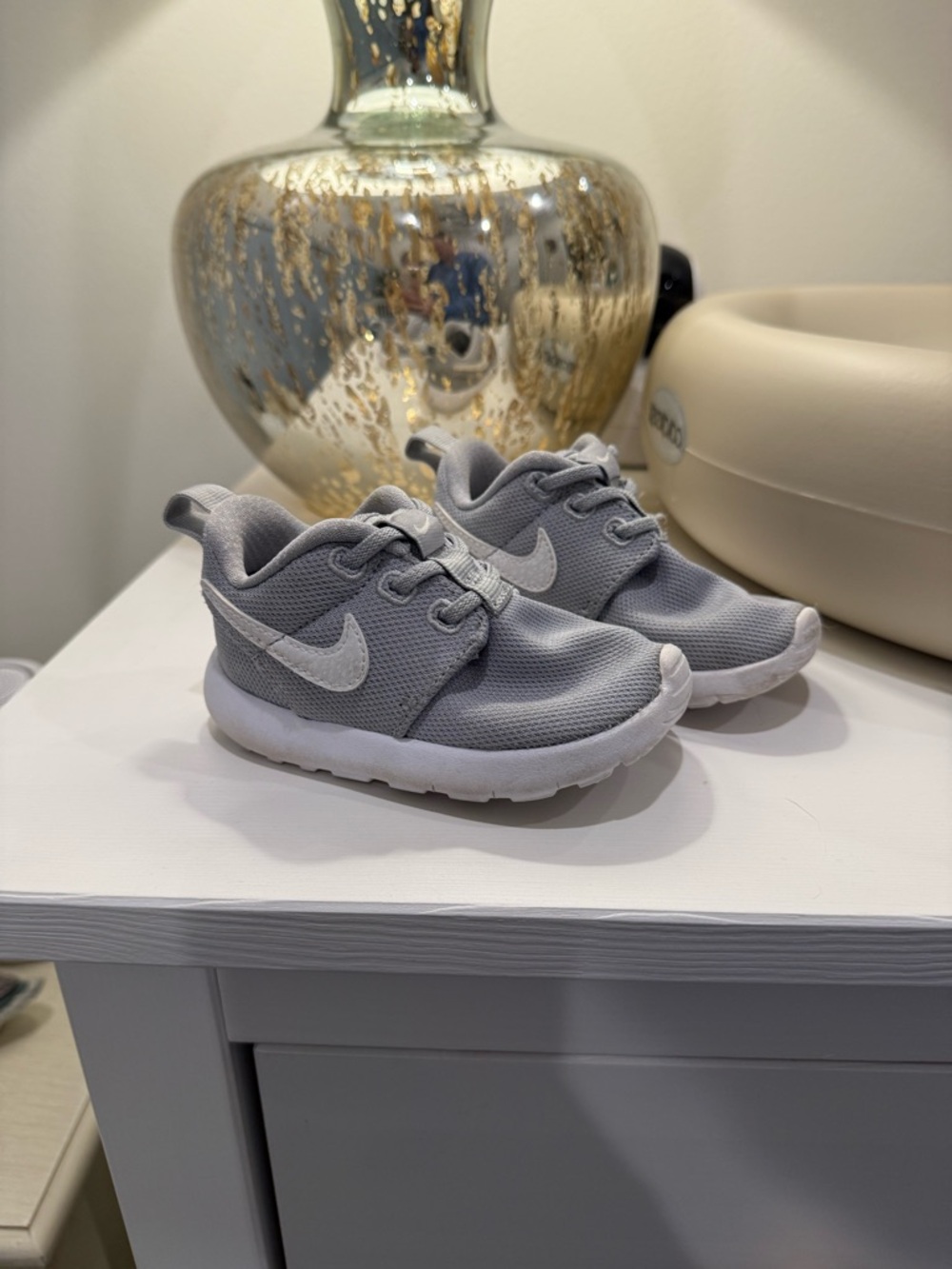 Nike Kids Light Gray Mesh Sneakers with White Swoosh